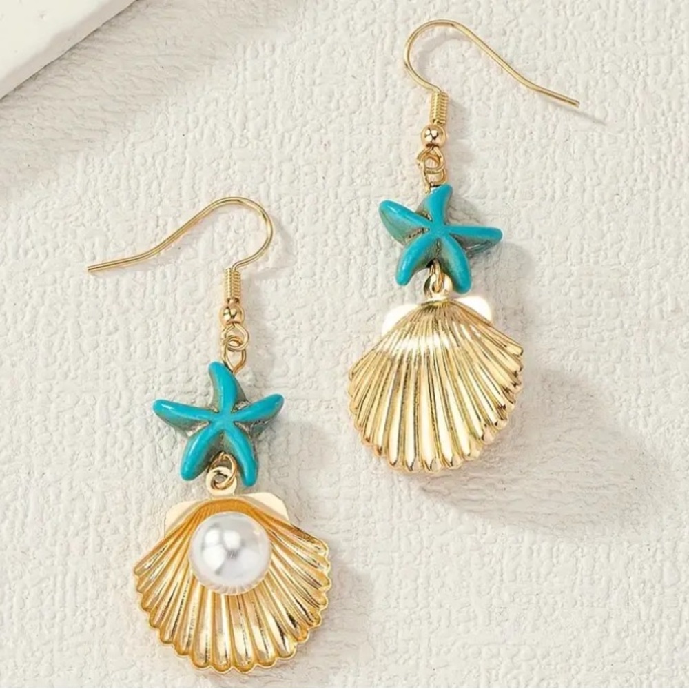 Seashell & Pearl Turquoise Starfish Earrings - Picture 2 of 3